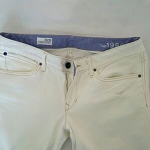 NWOT Gap 1969 Distressed Always Skinny Jeans